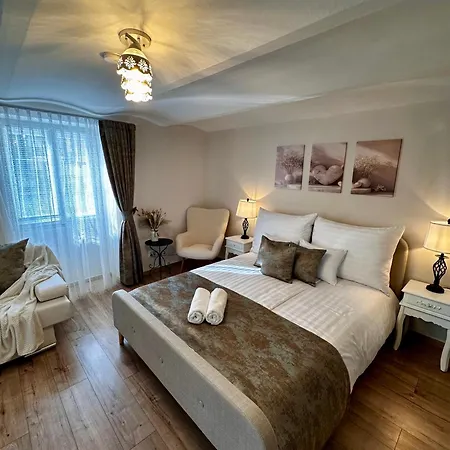 Petofi Sarok Apartment